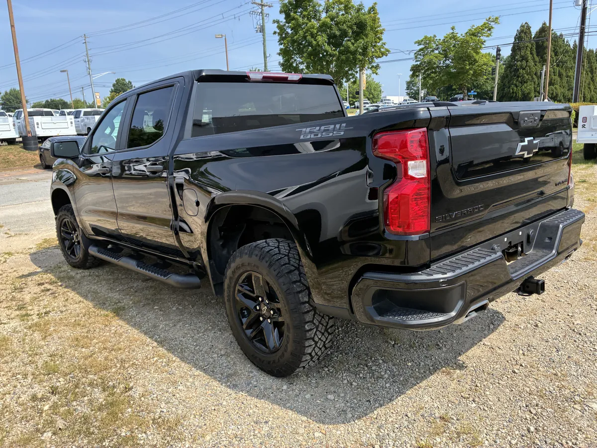 2022 Chevrolet Silverado 1500 Custom Trail Boss thumbnail 6