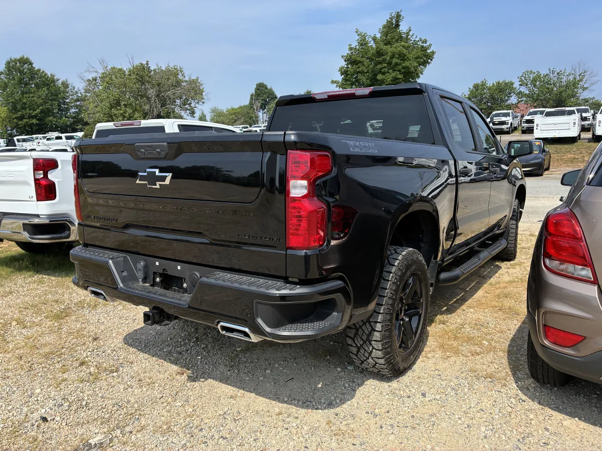 2022 Chevrolet Silverado 1500 Custom Trail Boss thumbnail 8