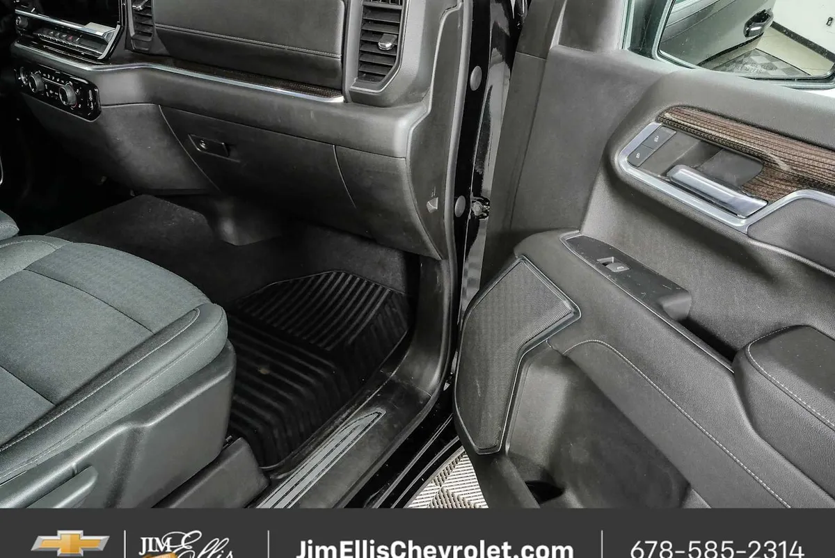 2022 Chevrolet Silverado 1500 LT thumbnail 22