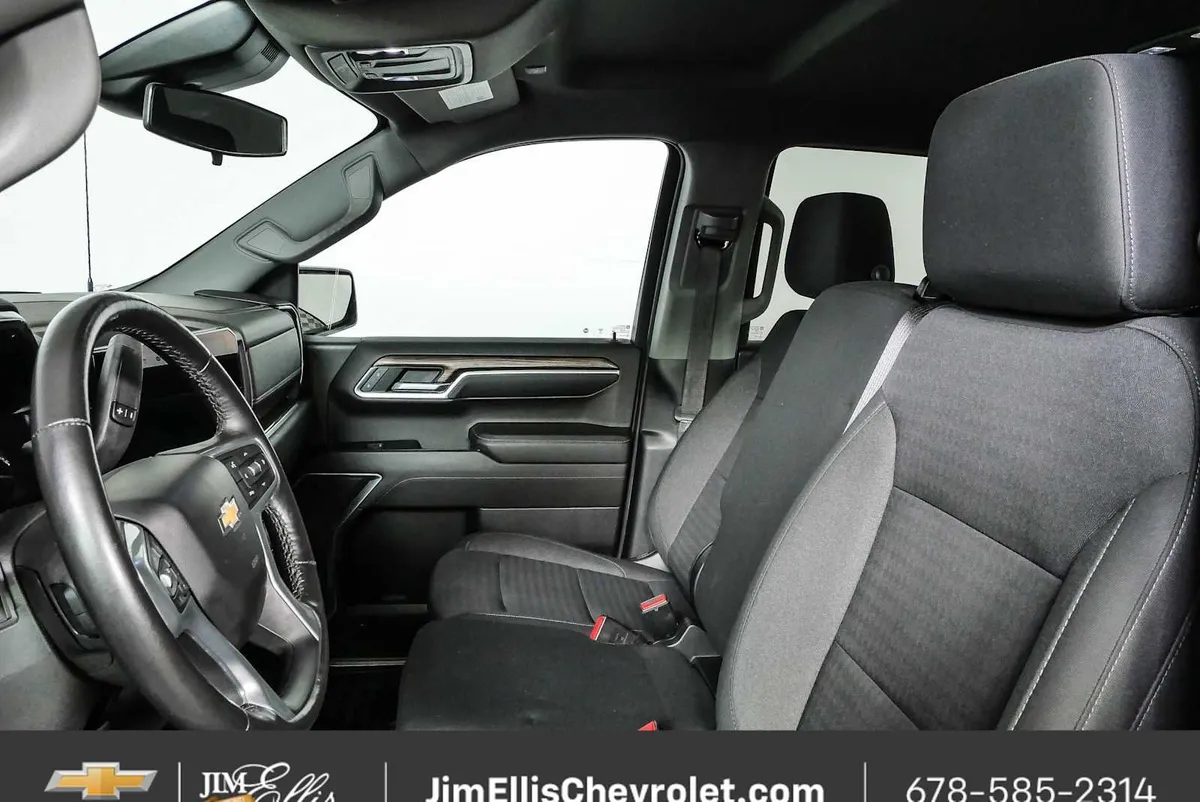 2022 Chevrolet Silverado 1500 LT thumbnail 5