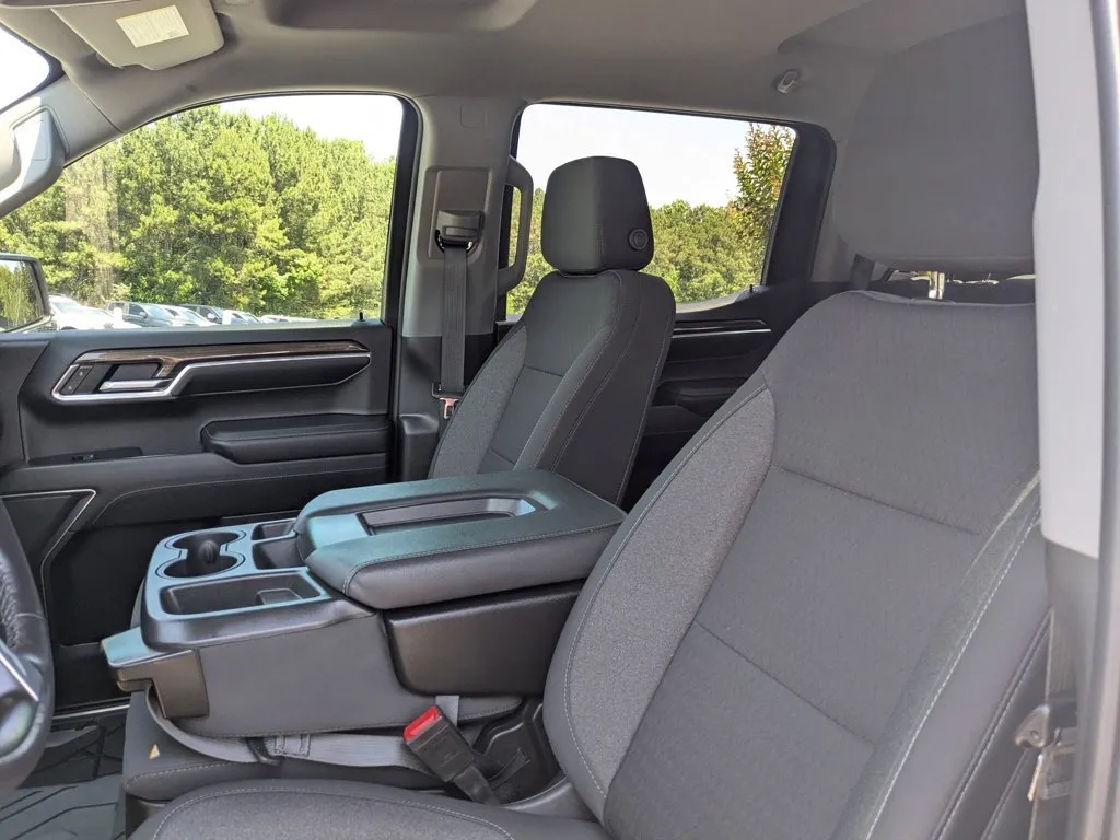 2022 Chevrolet Silverado 1500 LT thumbnail 14
