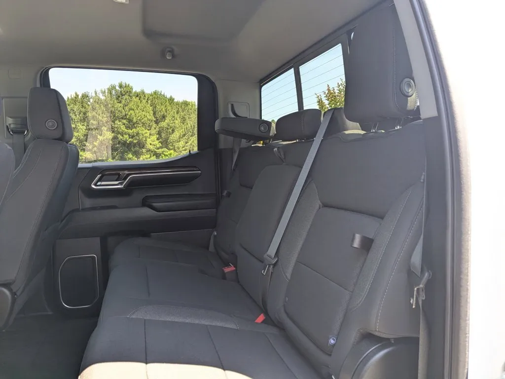 2022 Chevrolet Silverado 1500 LT thumbnail 24