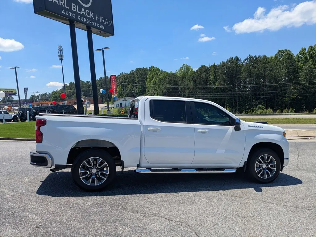 2022 Chevrolet Silverado 1500 LT thumbnail 4