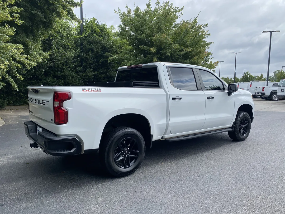 2022 Chevrolet Silverado 1500 LT Trail Boss thumbnail 8