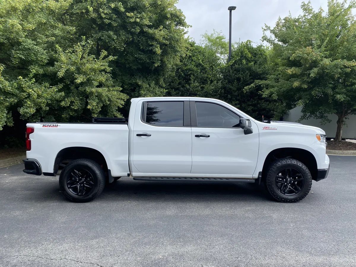 2022 Chevrolet Silverado 1500 LT Trail Boss thumbnail 9