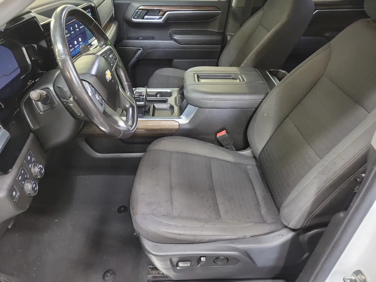 2022 Chevrolet Silverado 1500 LT w/1LT thumbnail 9