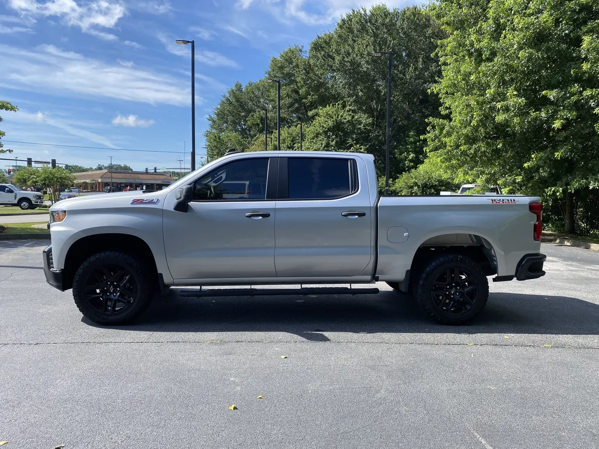 2022 Chevrolet Silverado 1500 LTD Custom Trail Boss thumbnail 5