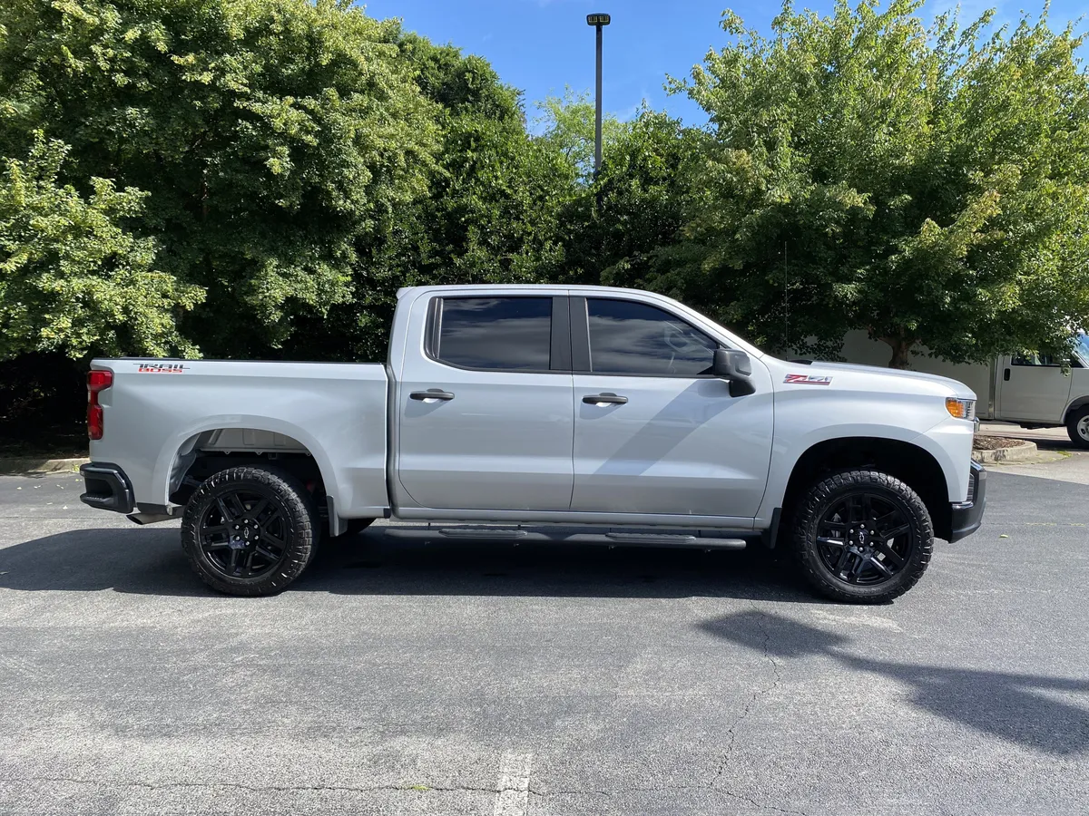 2022 Chevrolet Silverado 1500 LTD Custom Trail Boss thumbnail 9
