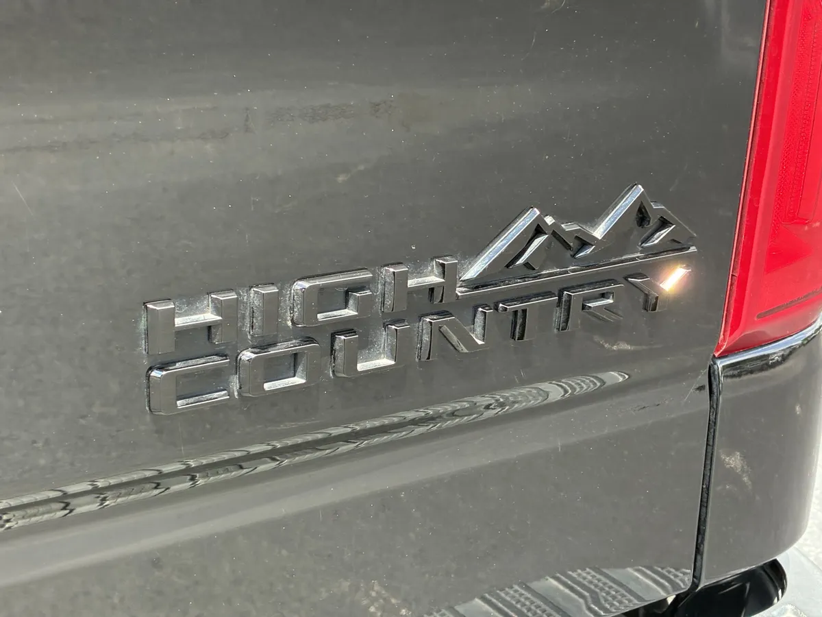 2022 Chevrolet Silverado 1500 LTD High Country thumbnail 13
