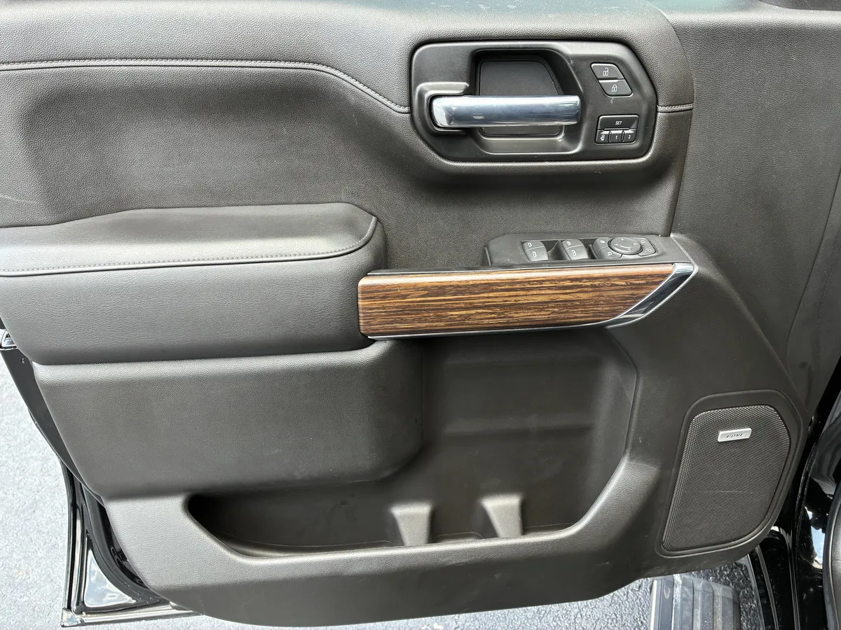 2022 Chevrolet Silverado 1500 LTD High Country thumbnail 24