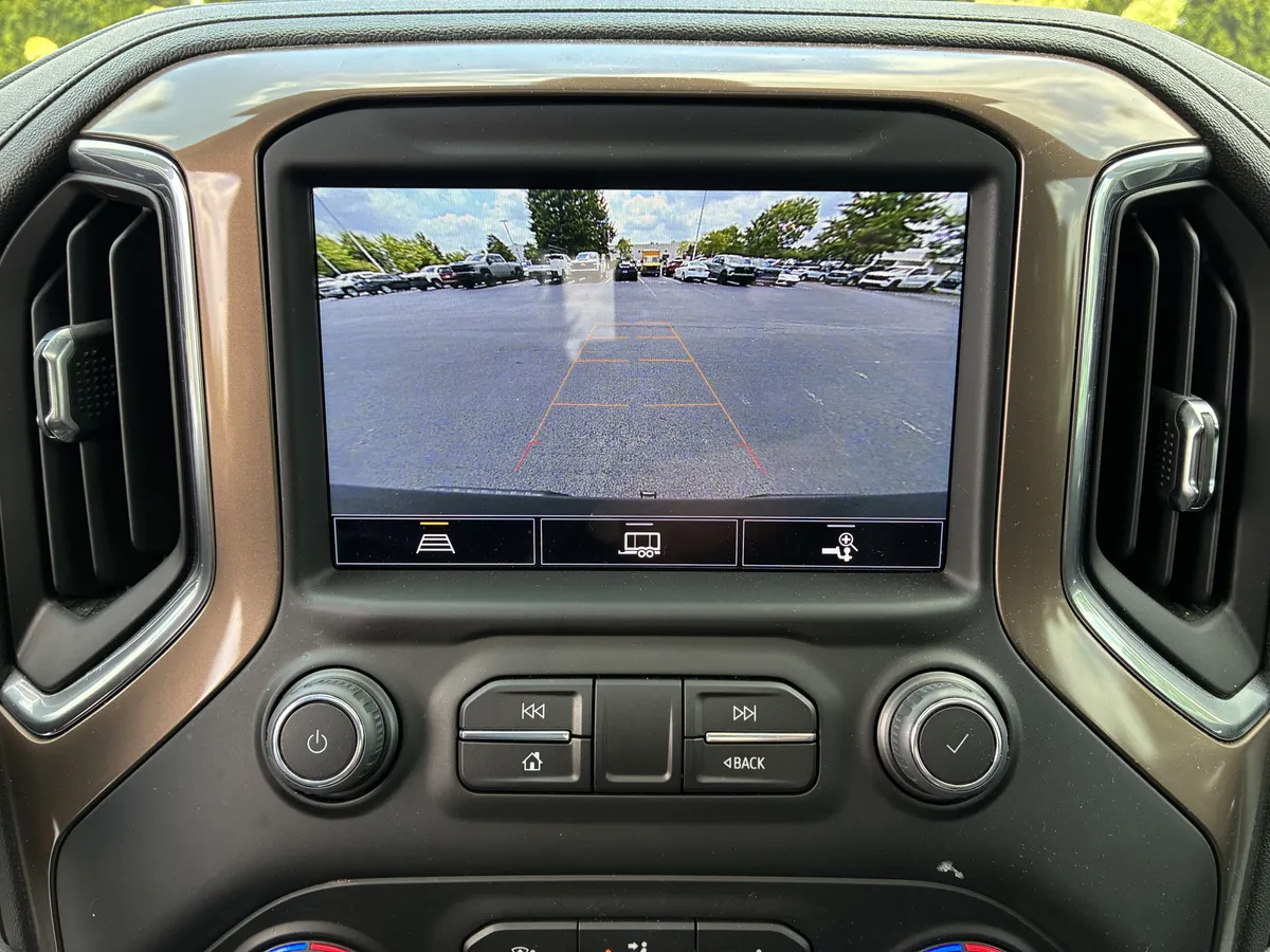2022 Chevrolet Silverado 1500 LTD High Country thumbnail 35