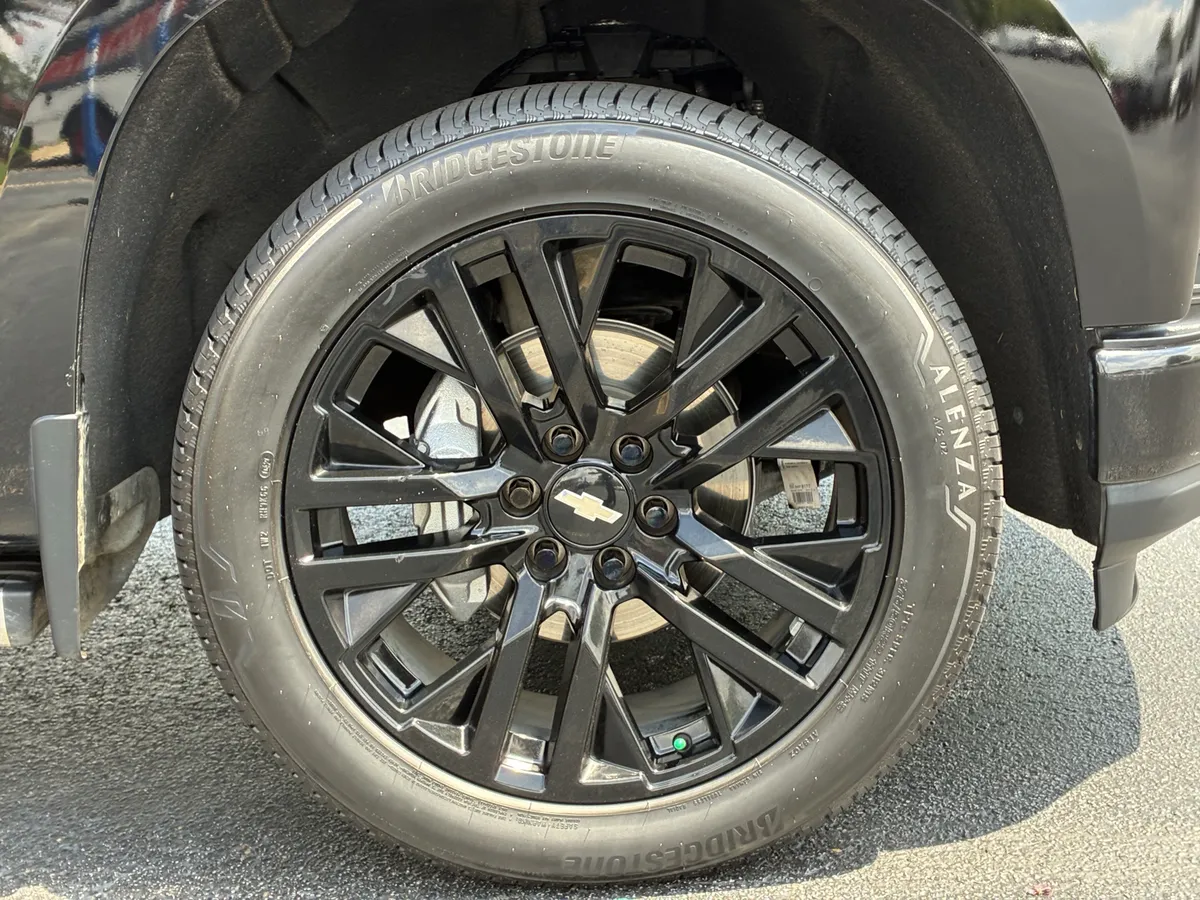 2022 Chevrolet Silverado 1500 LTD High Country thumbnail 6