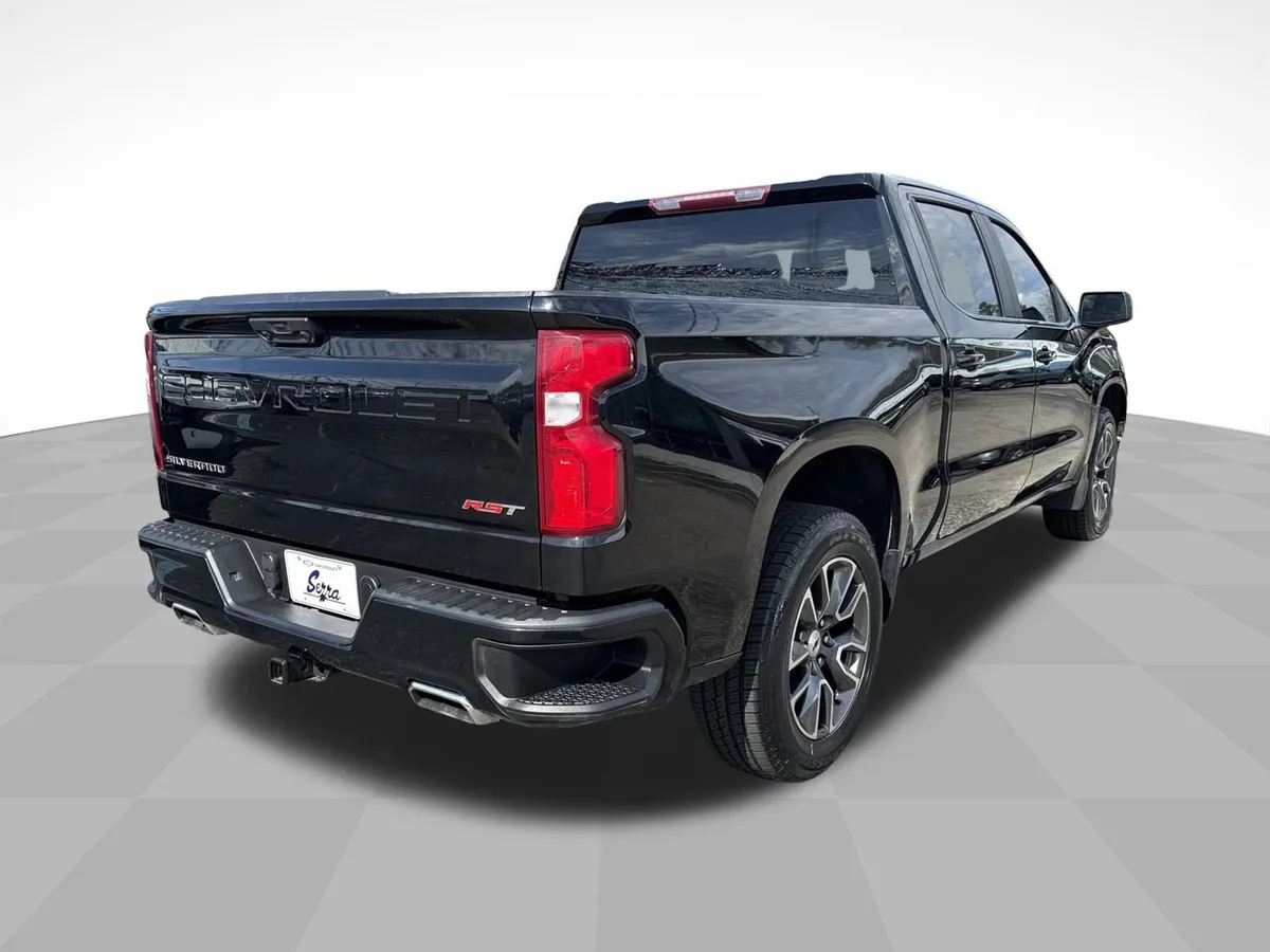 2022 Chevrolet Silverado 1500 RST thumbnail 7