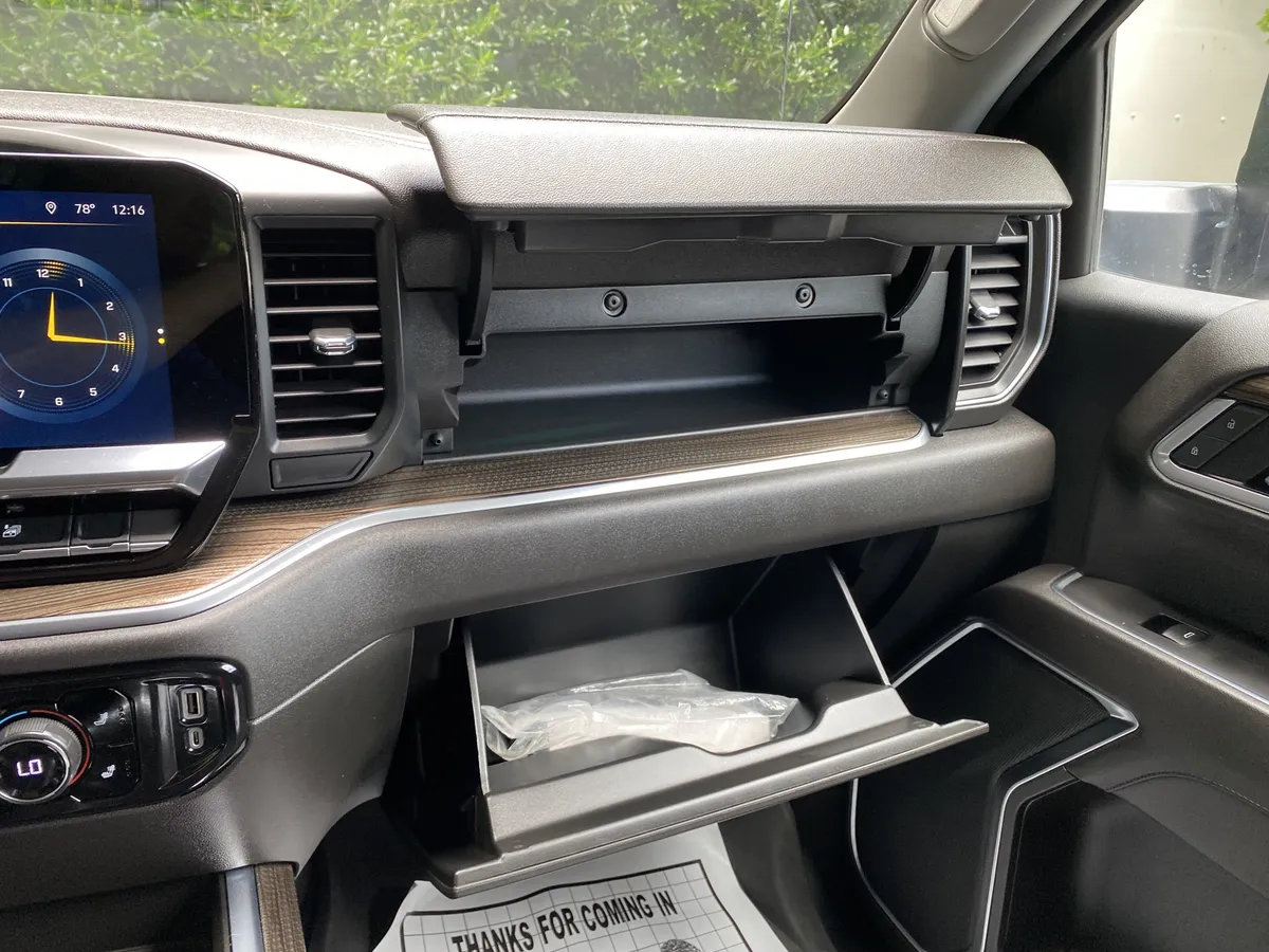 2022 Chevrolet Silverado 1500 RST thumbnail 31