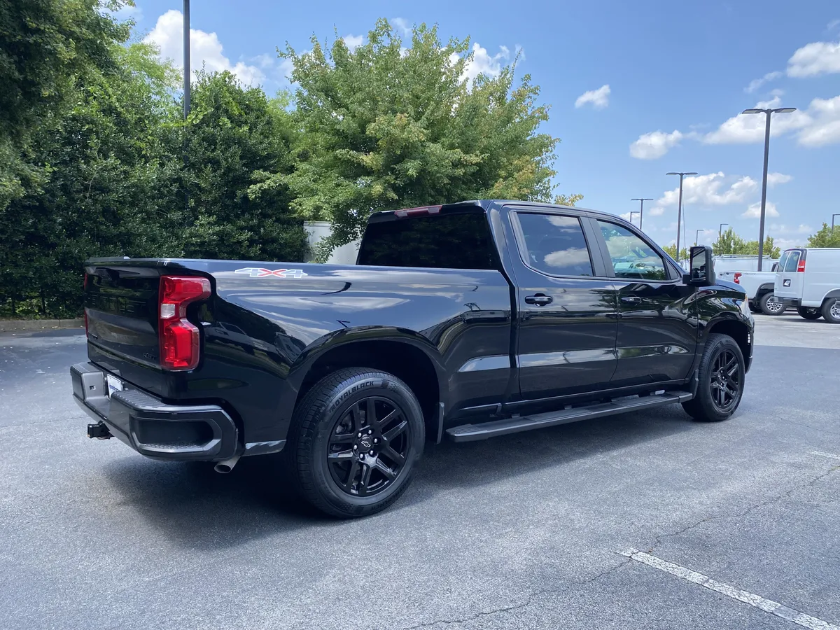 2022 Chevrolet Silverado 1500 RST thumbnail 8