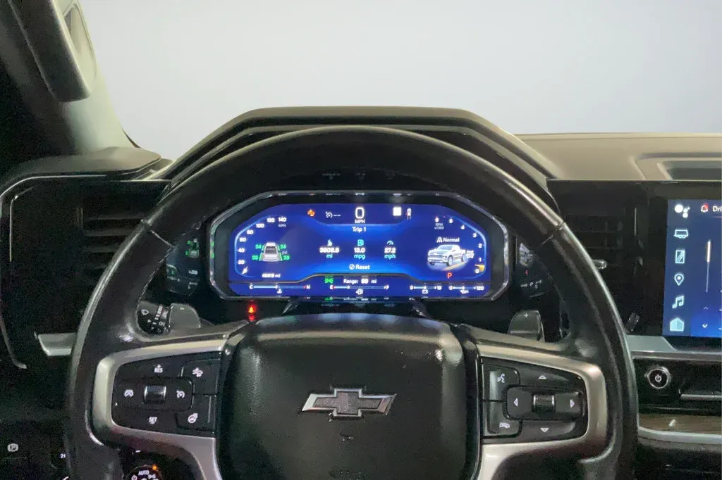 2022 Chevrolet Silverado 1500 RST thumbnail 14