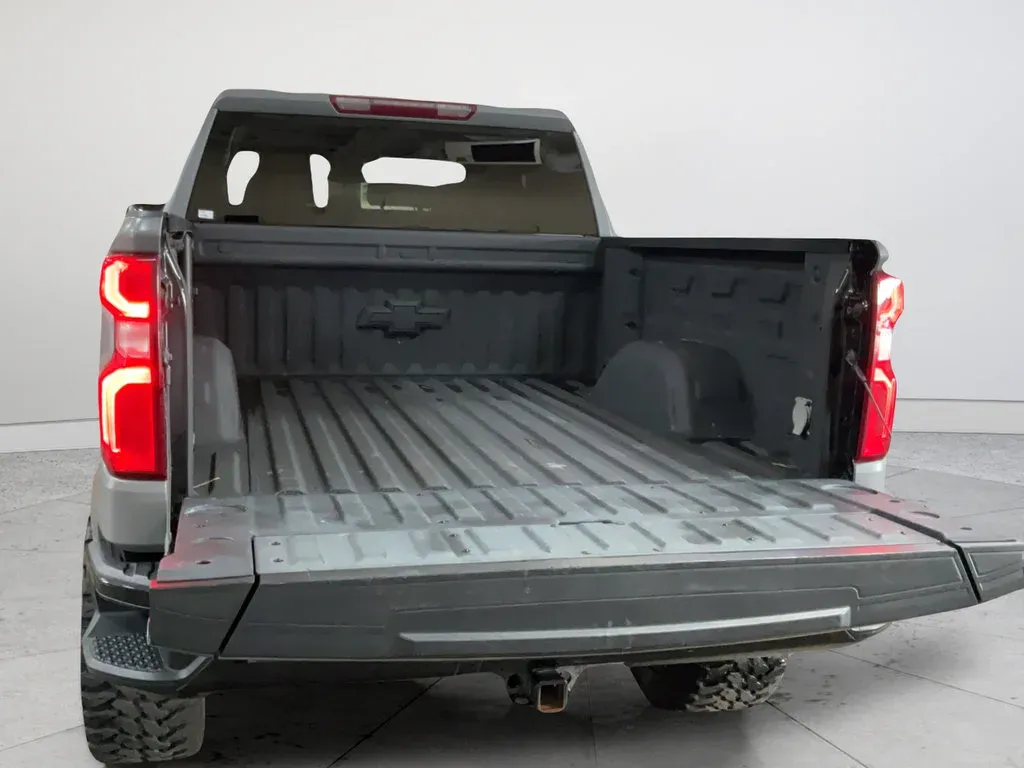 2022 Chevrolet Silverado 1500 RST thumbnail 19