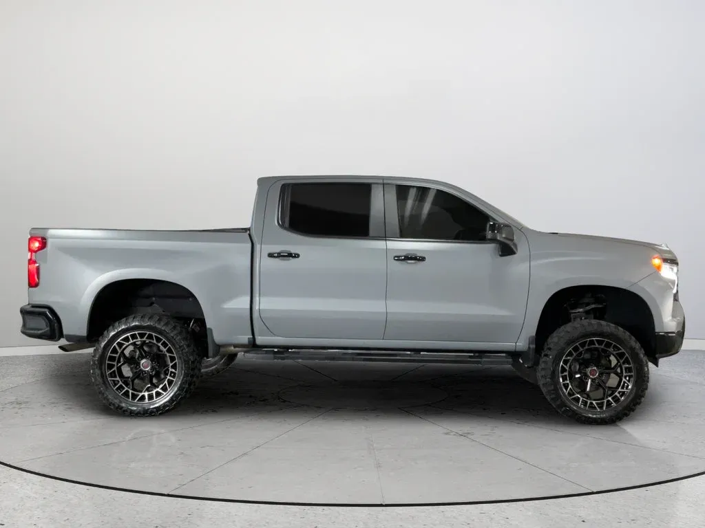 2022 Chevrolet Silverado 1500 RST thumbnail 6