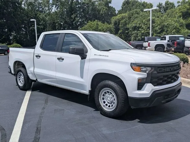 2022 Chevrolet Silverado 1500 WT thumbnail 2