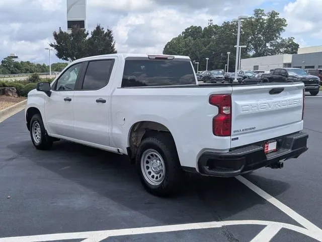 2022 Chevrolet Silverado 1500 WT thumbnail 4