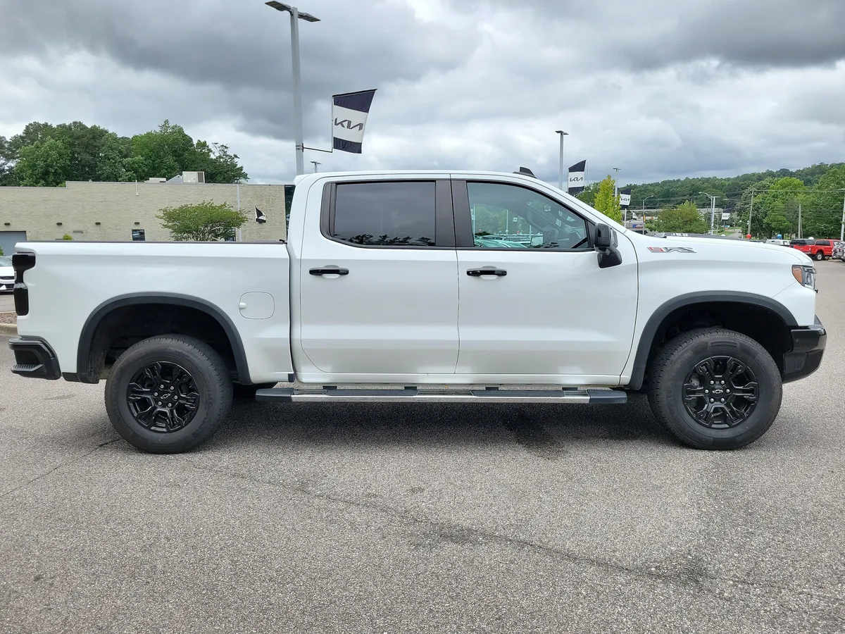 2022 Chevrolet Silverado 1500 ZR2 thumbnail 6