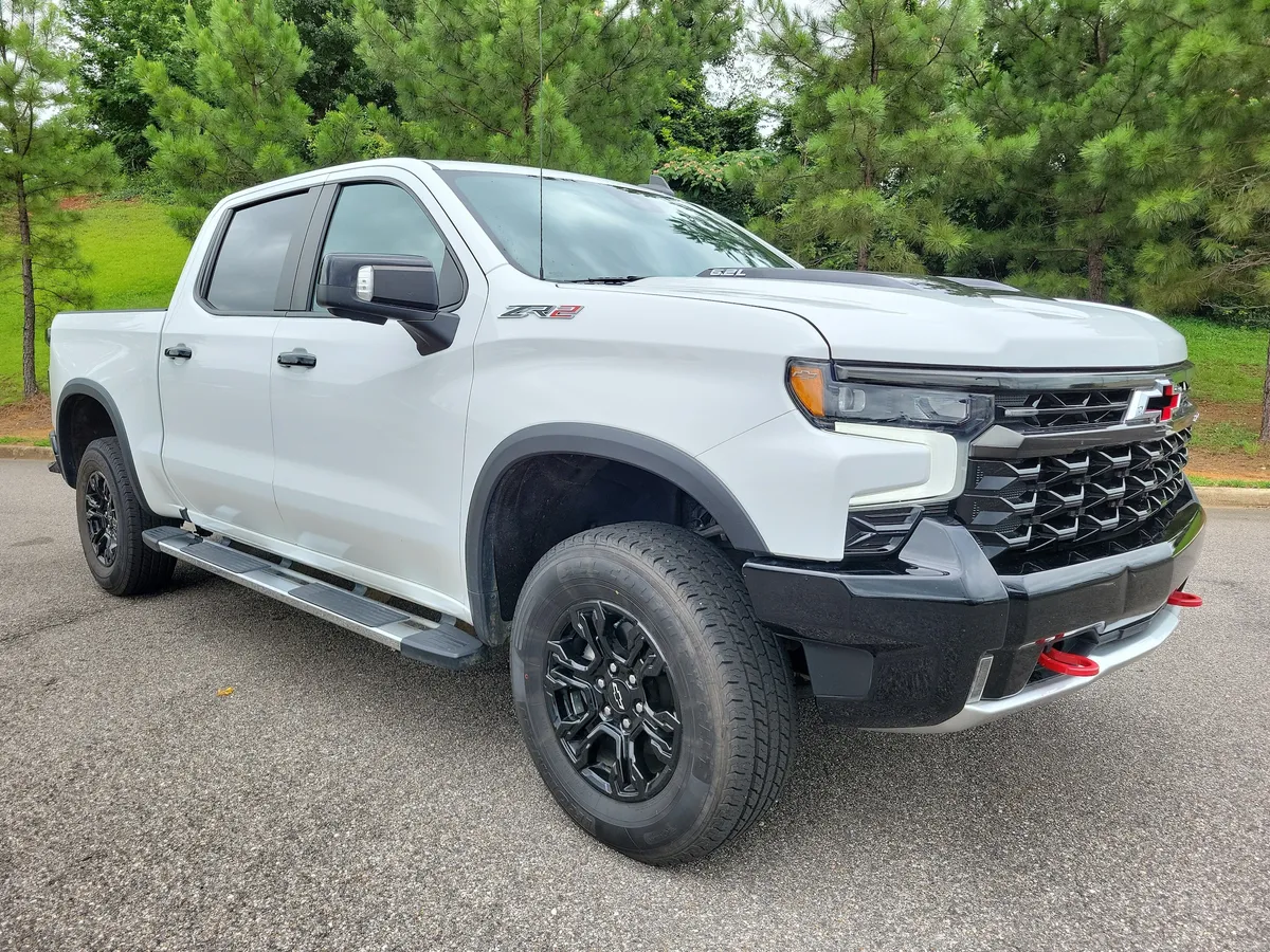 2022 Chevrolet Silverado 1500 ZR2 thumbnail 7