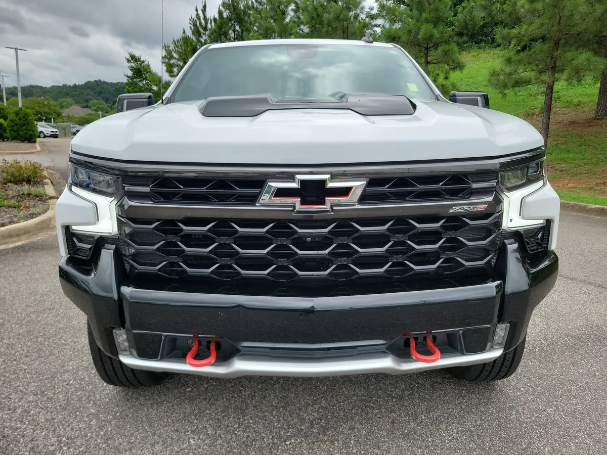 2022 Chevrolet Silverado 1500 ZR2 thumbnail 8