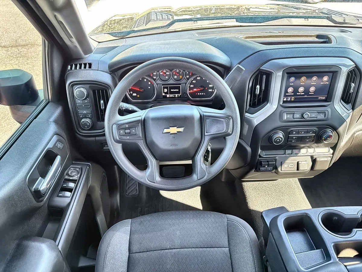2022 Chevrolet Silverado 2500 HD Custom thumbnail 10