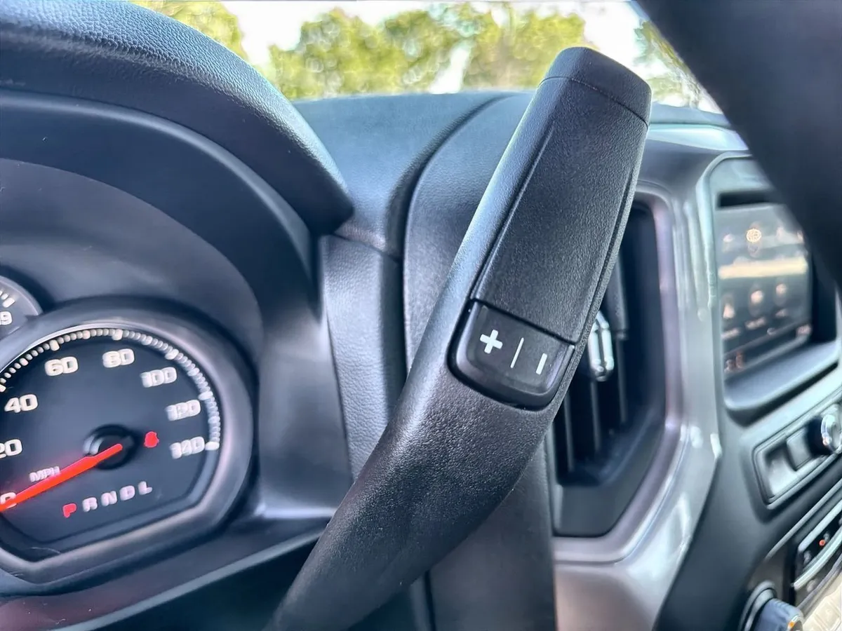 2022 Chevrolet Silverado 2500 HD Custom thumbnail 14