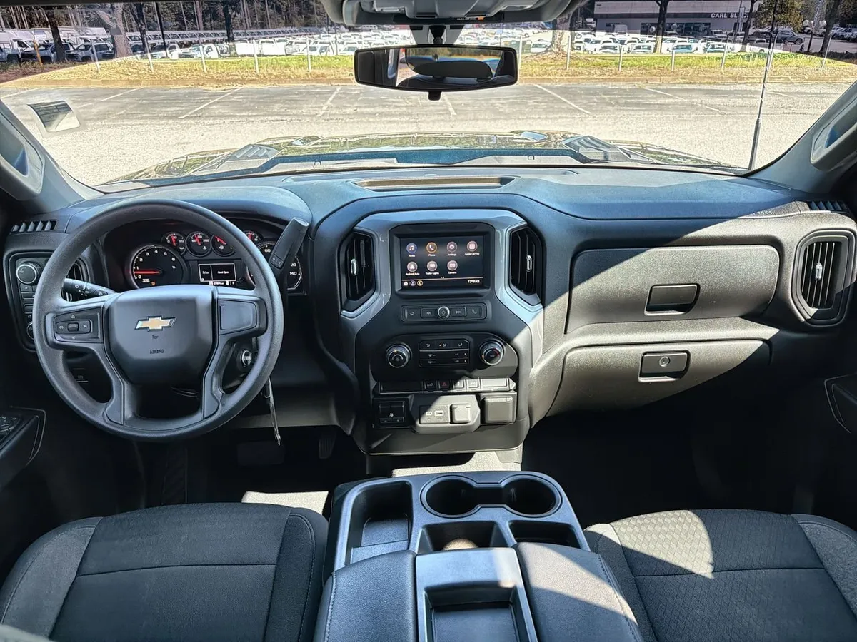 2022 Chevrolet Silverado 2500 HD Custom thumbnail 17