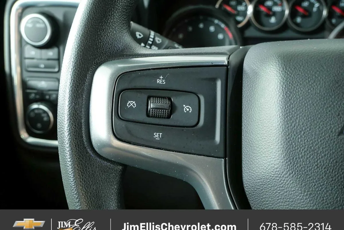 2022 Chevrolet Silverado 2500HD LT thumbnail 10