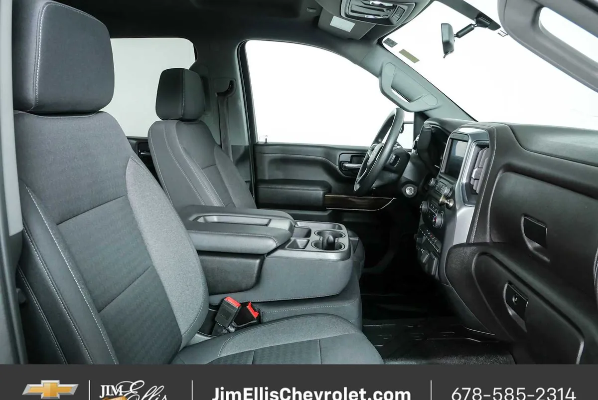 2022 Chevrolet Silverado 2500HD LT thumbnail 20