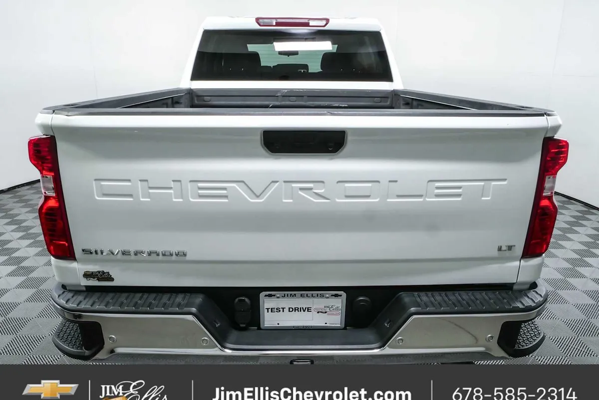 2022 Chevrolet Silverado 2500HD LT thumbnail 25