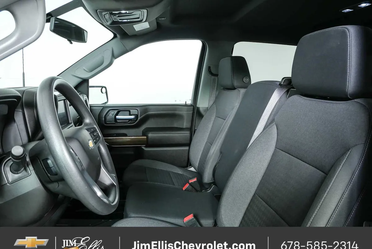2022 Chevrolet Silverado 2500HD LT thumbnail 5