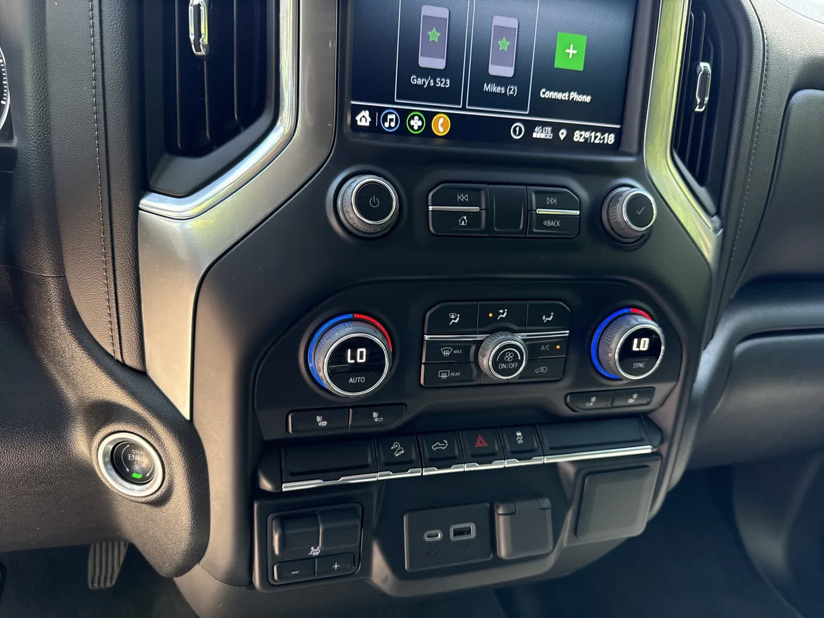2022 Chevrolet Silverado 2500HD LT thumbnail 26