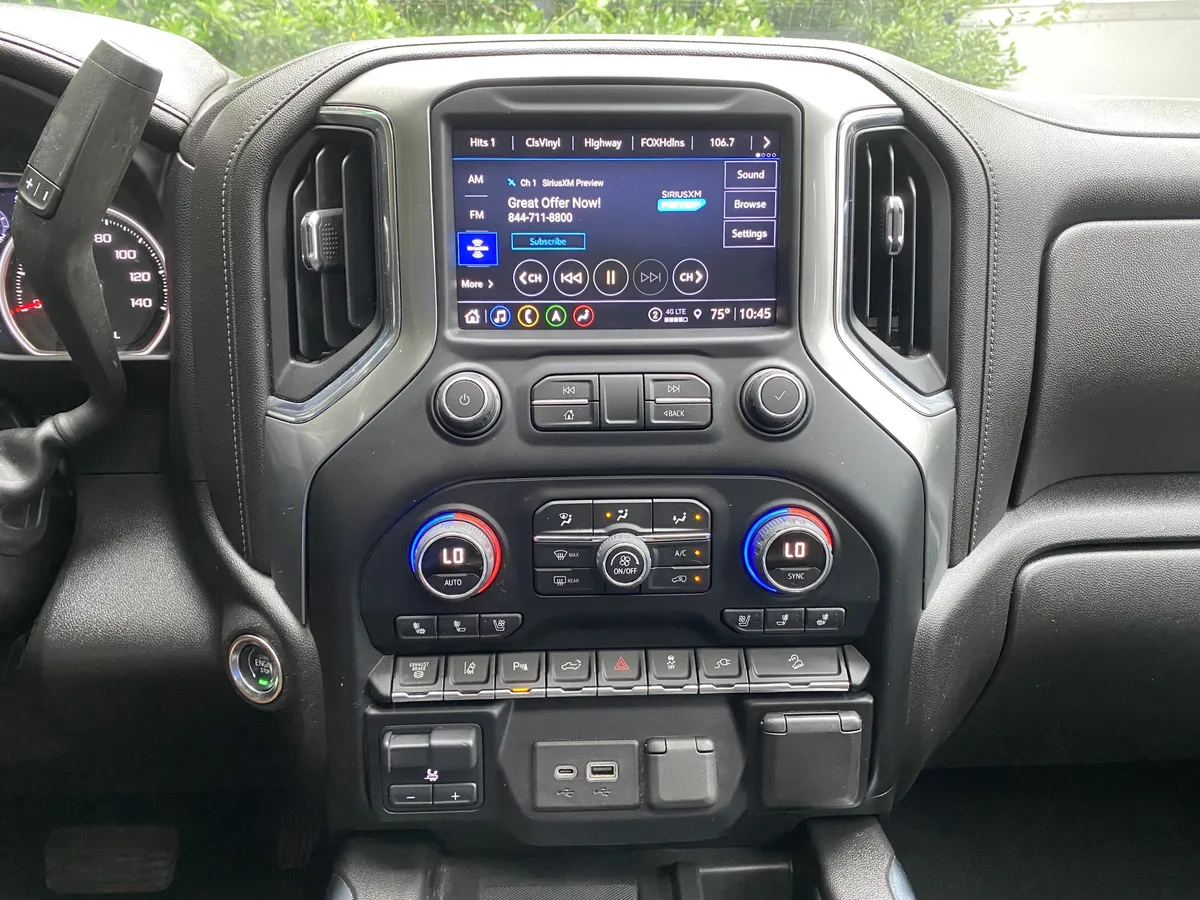 2022 Chevrolet Silverado 2500HD LTZ thumbnail 26