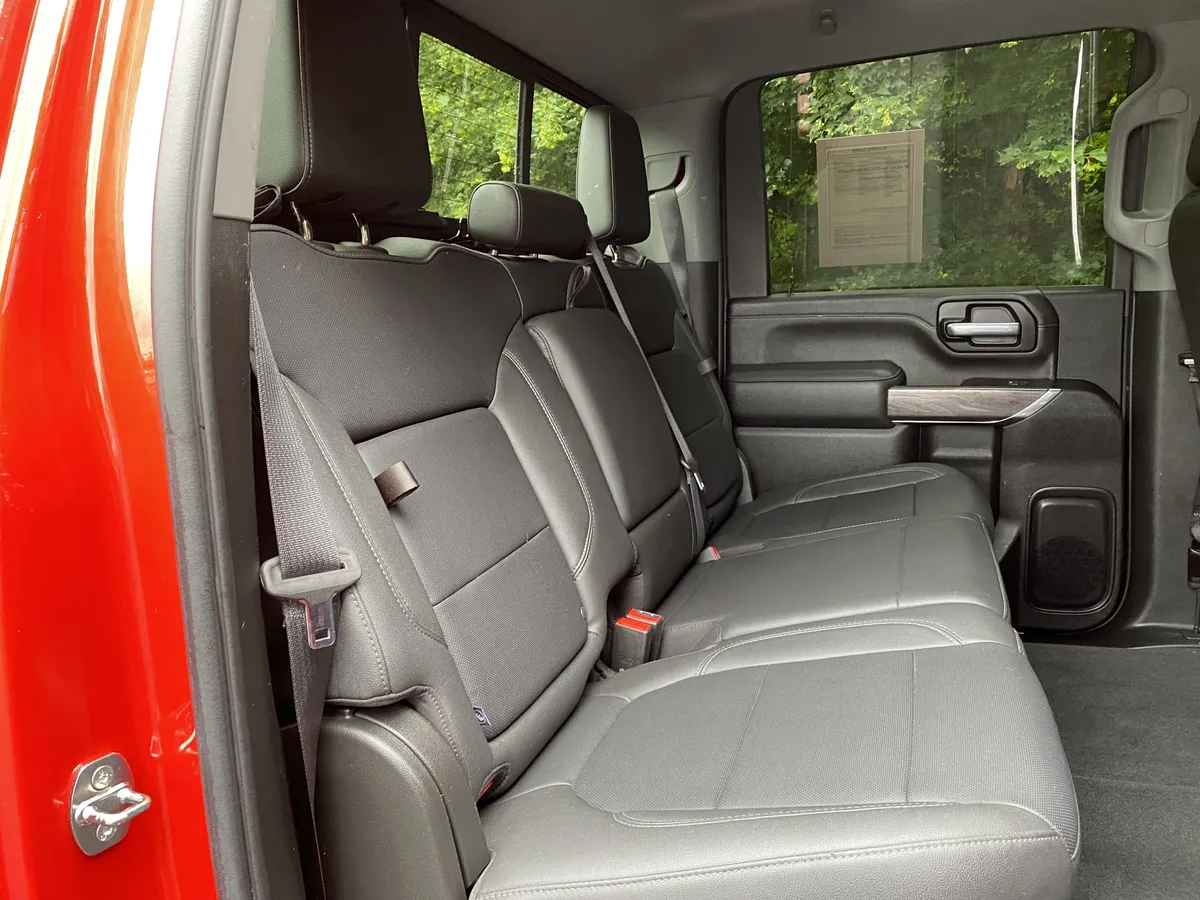 2022 Chevrolet Silverado 2500HD LTZ thumbnail 39