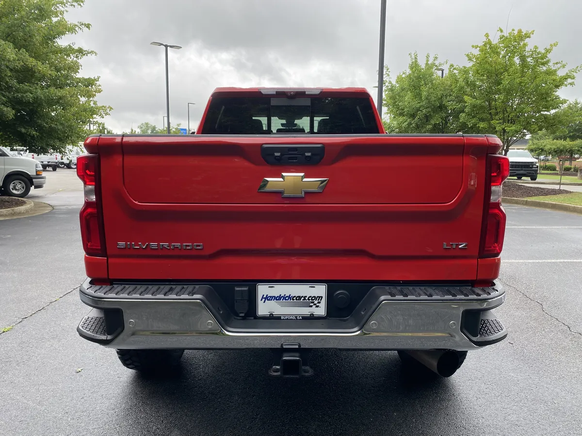 2022 Chevrolet Silverado 2500HD LTZ thumbnail 7