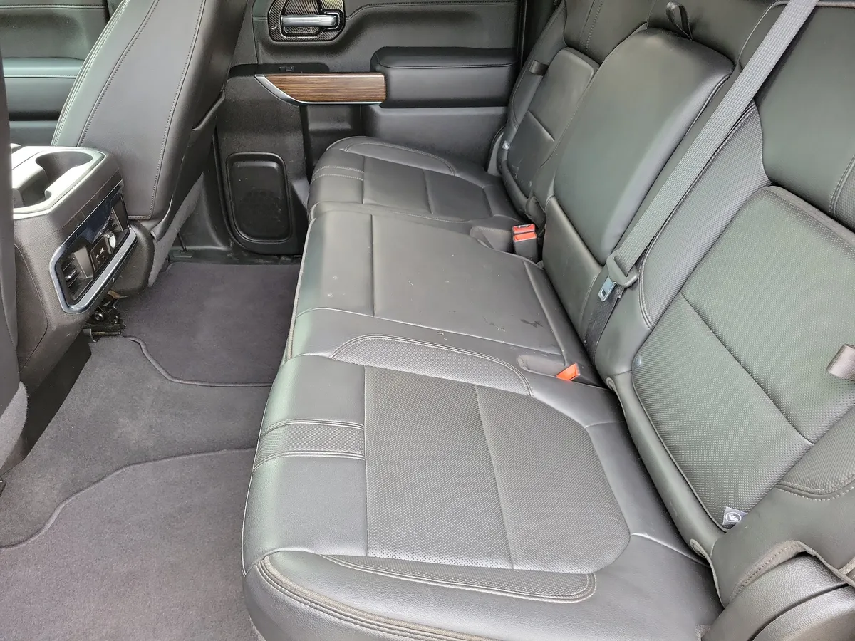 2022 Chevrolet Silverado 3500 HD High Country thumbnail 12