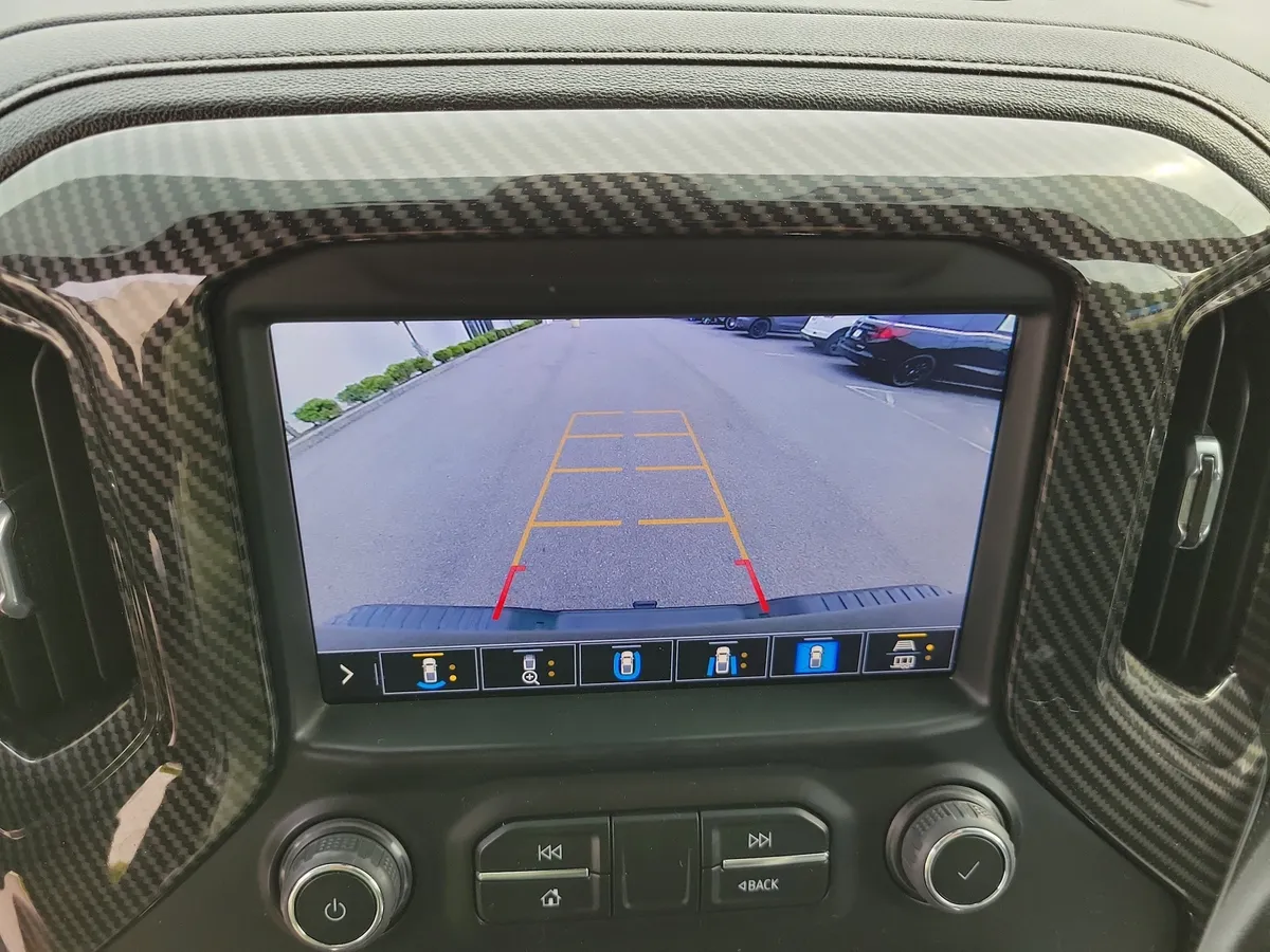 2022 Chevrolet Silverado 3500 HD High Country thumbnail 16