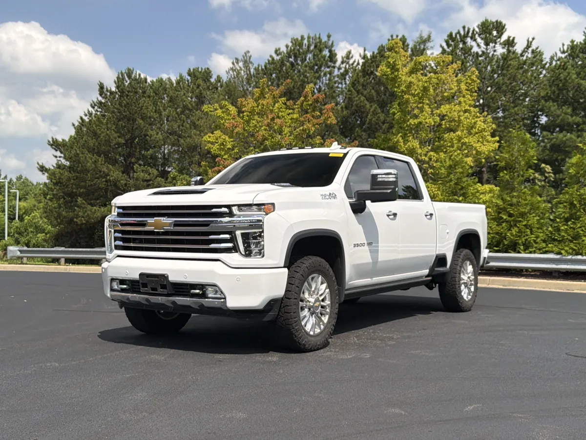 2022 Chevrolet Silverado 3500HD High Country thumbnail 10
