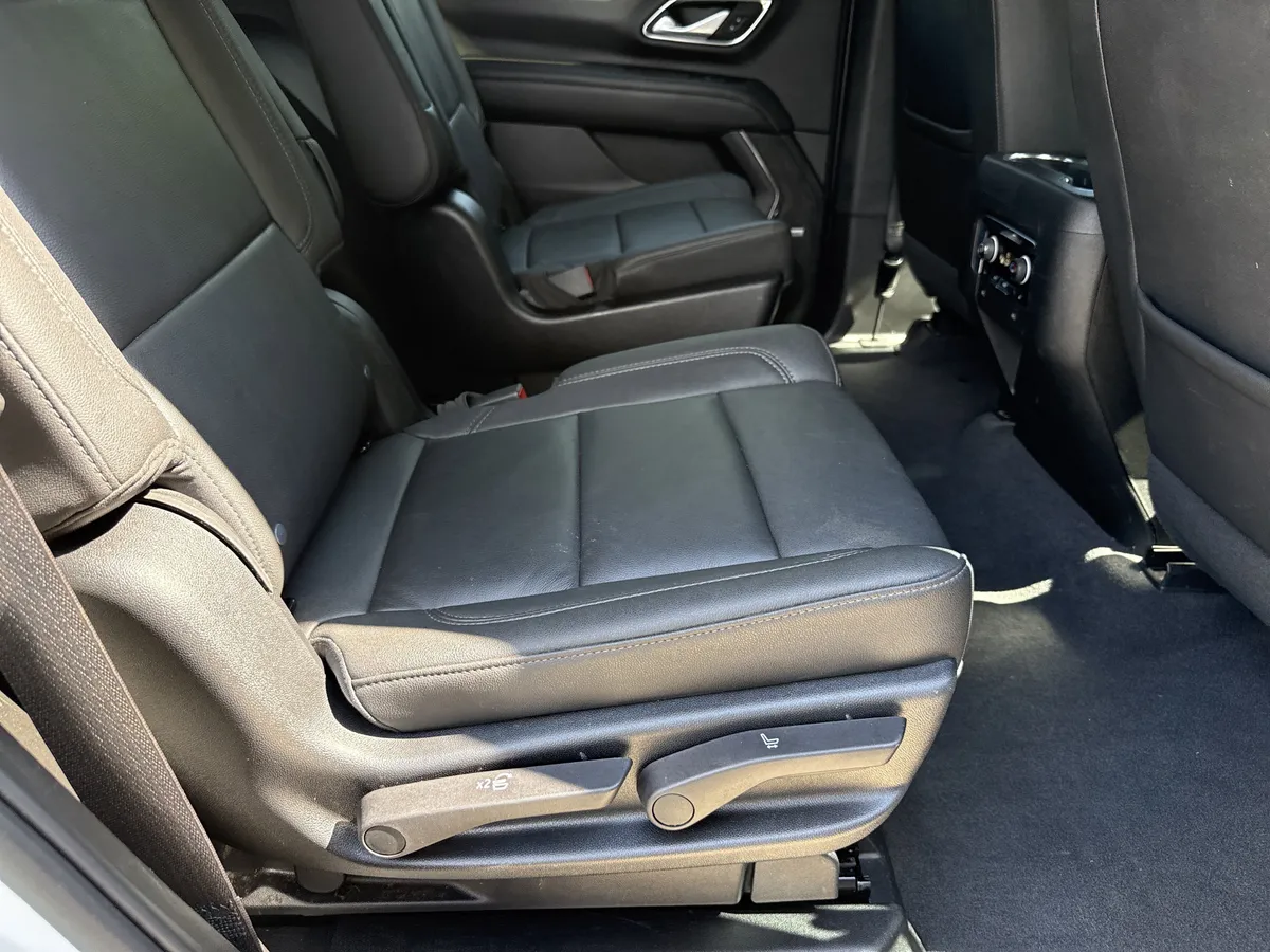 2022 Chevrolet Tahoe LT thumbnail 15