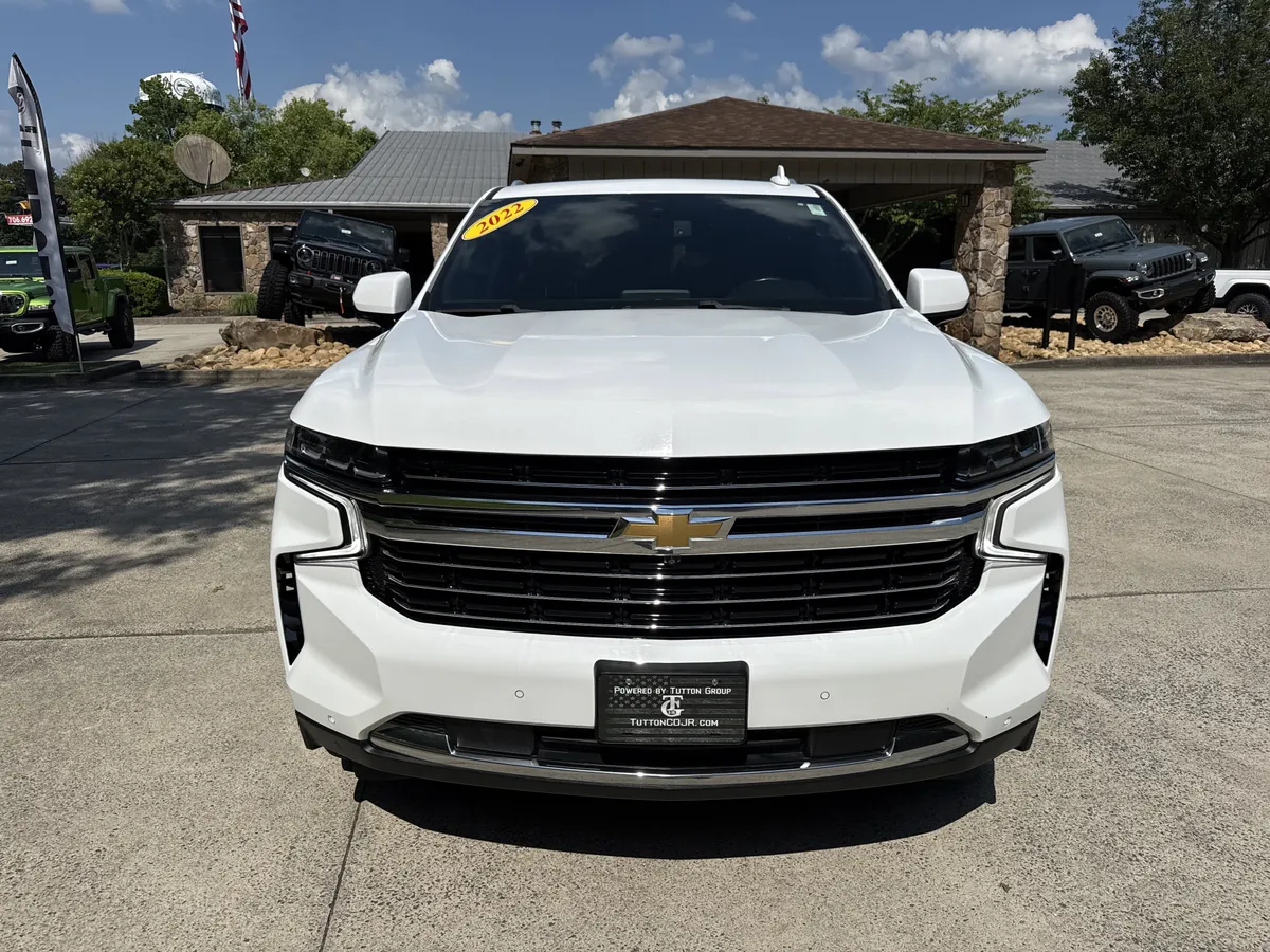 2022 Chevrolet Tahoe LT thumbnail 2