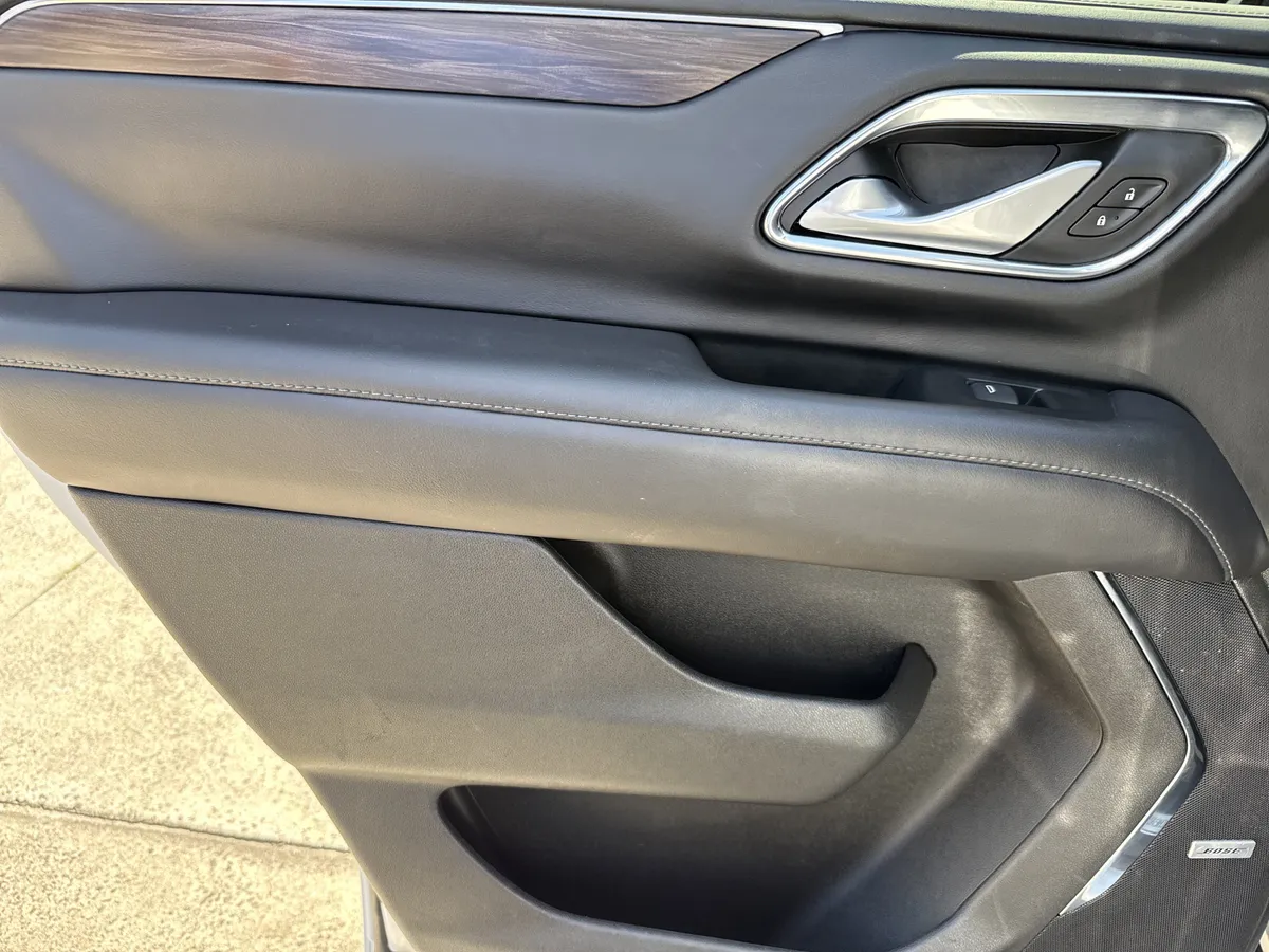 2022 Chevrolet Tahoe LT thumbnail 21
