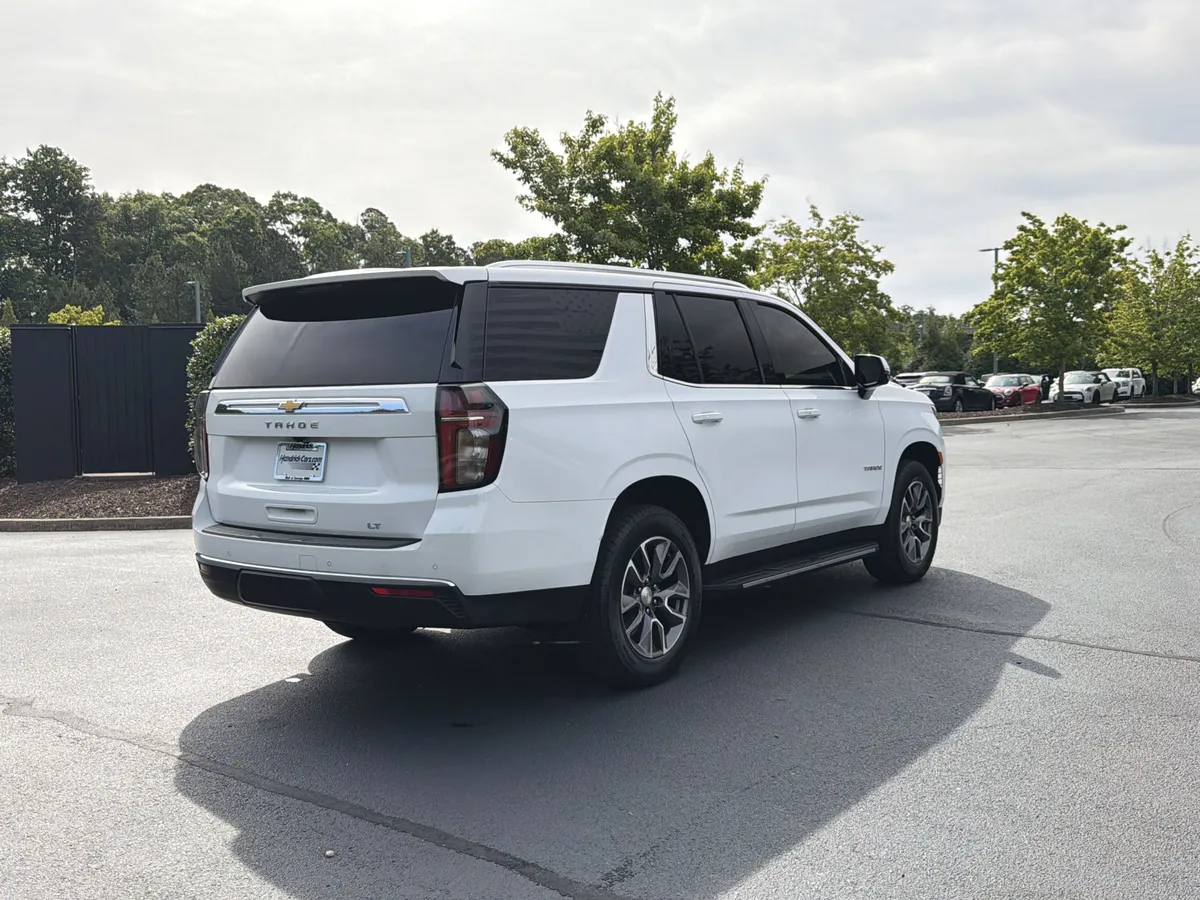 2022 Chevrolet Tahoe LT thumbnail 2