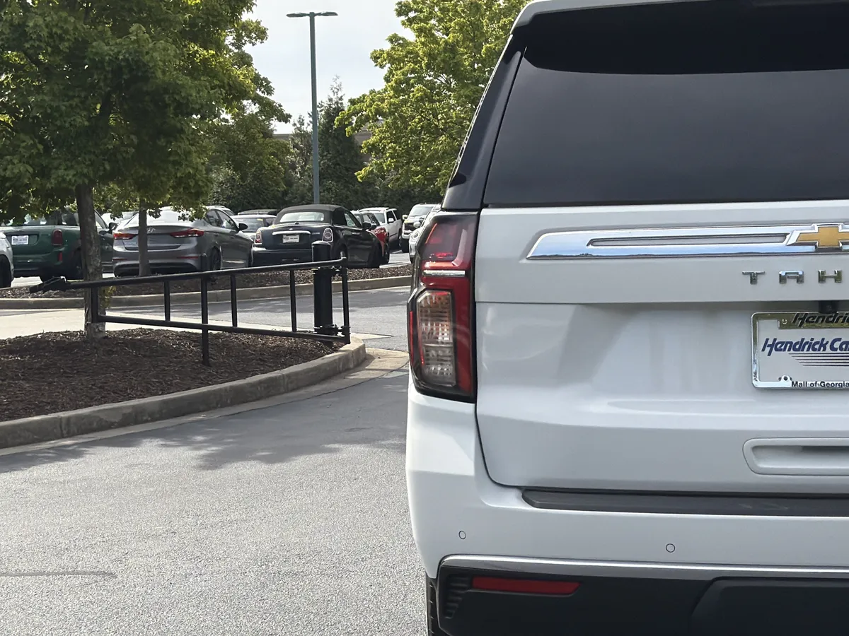 2022 Chevrolet Tahoe LT thumbnail 21