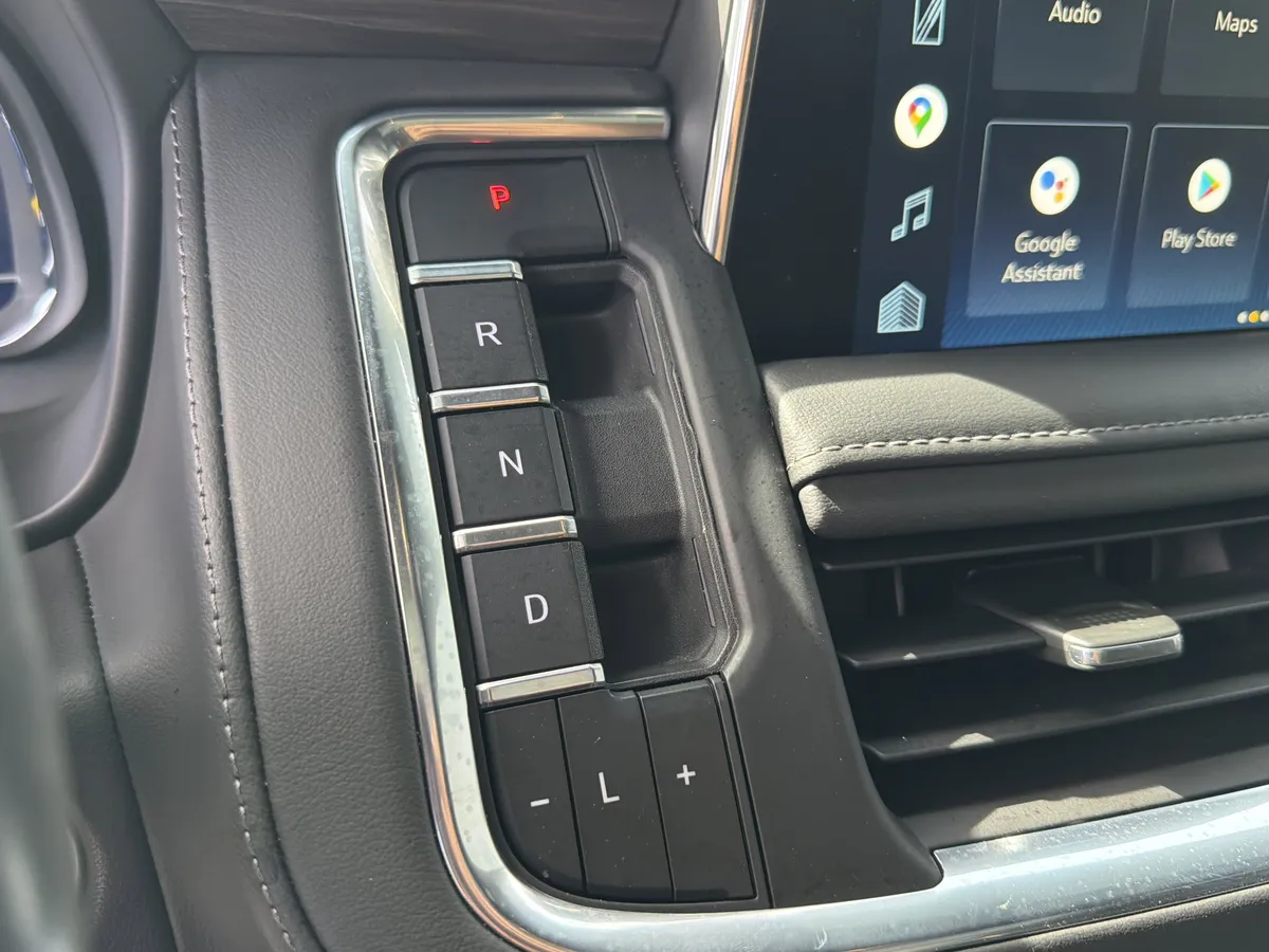 2022 Chevrolet Tahoe LT thumbnail 34