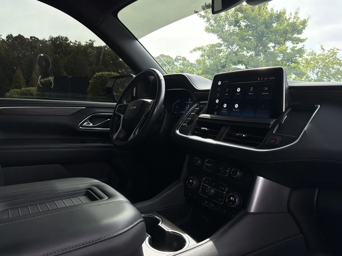 2022 Chevrolet Tahoe LT thumbnail 5
