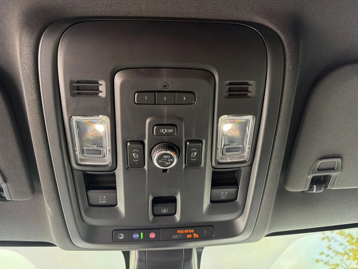 2022 Chevrolet Tahoe LT thumbnail 50