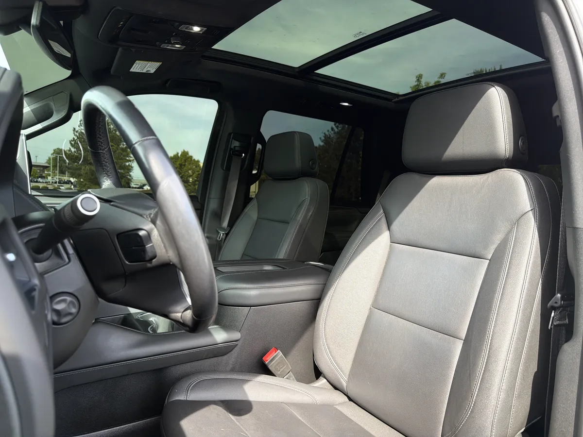 2022 Chevrolet Tahoe LT thumbnail 6